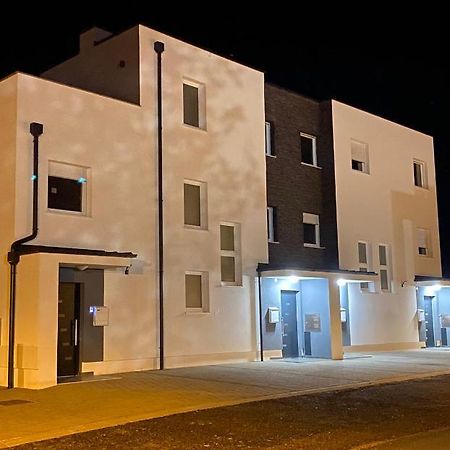 Penthouse West S Daire Varaždin Dış mekan fotoğraf