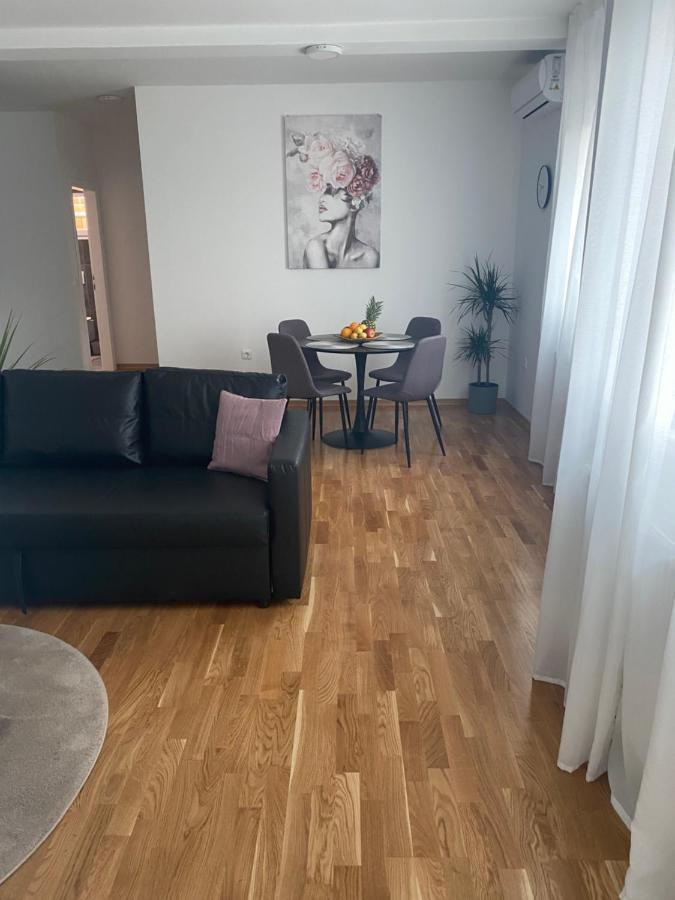 Penthouse West S Daire Varaždin Dış mekan fotoğraf