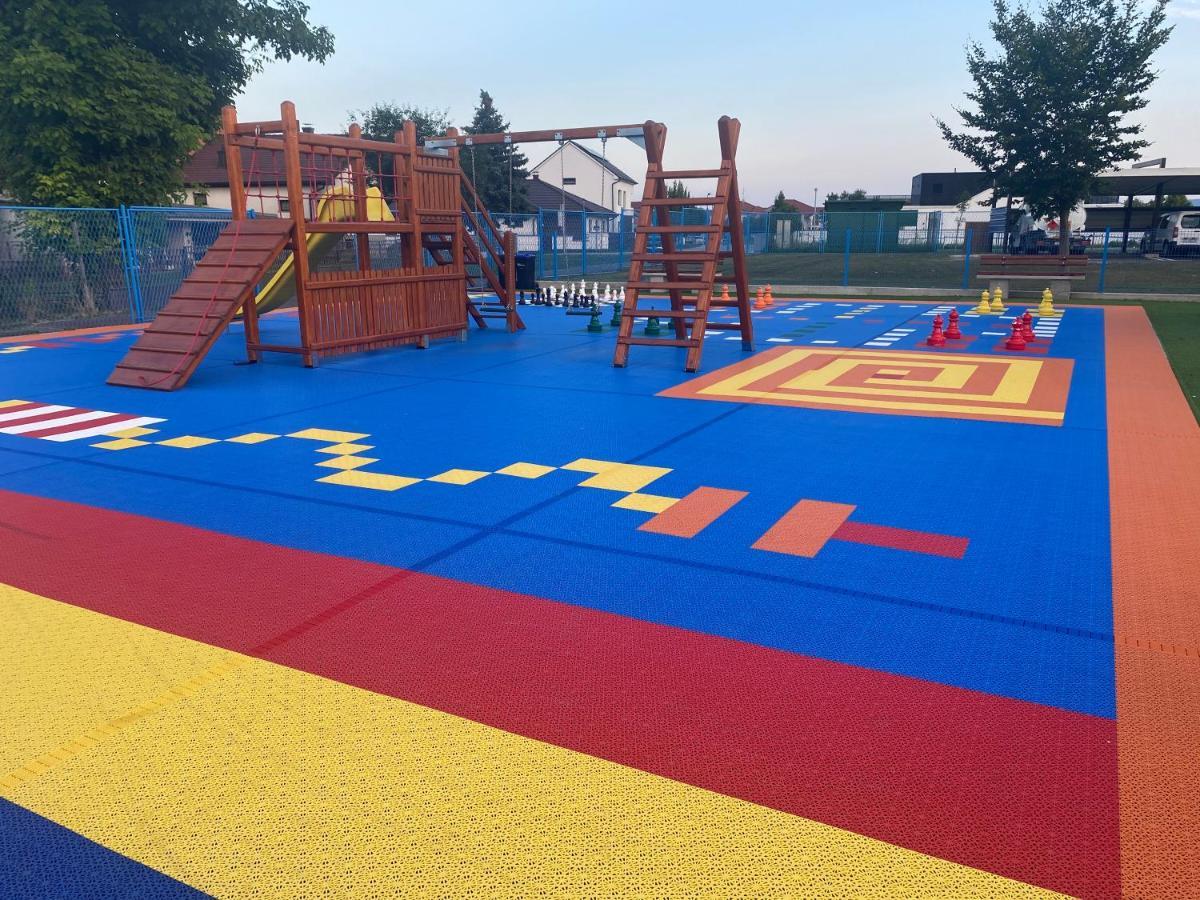 Penthouse West S Daire Varaždin Dış mekan fotoğraf